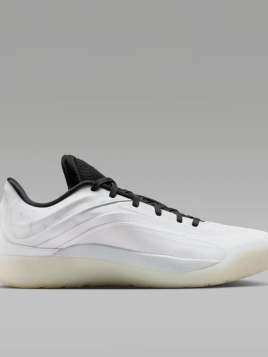Nike Zion 4 Basketball Shoes (White/Black/Hyper Jade/Metallic Gold) - Size 7.5 M main image 8